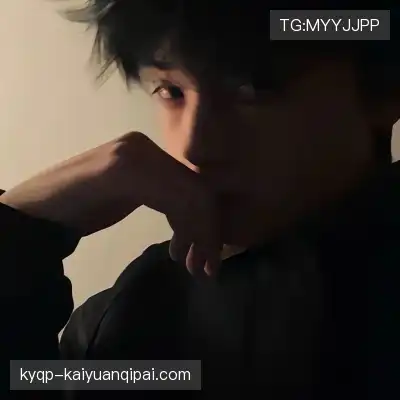 龙含雅